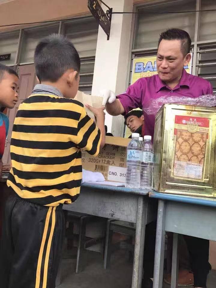 Dato' Fam Chee Way philanthropic work with Persatuan Amal Kasih Sayang Malaysia