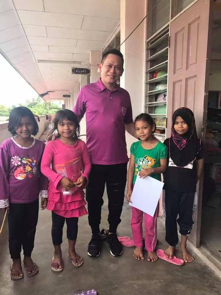 Dato' Fam Chee Way supporting local communities and charities in Malaysia